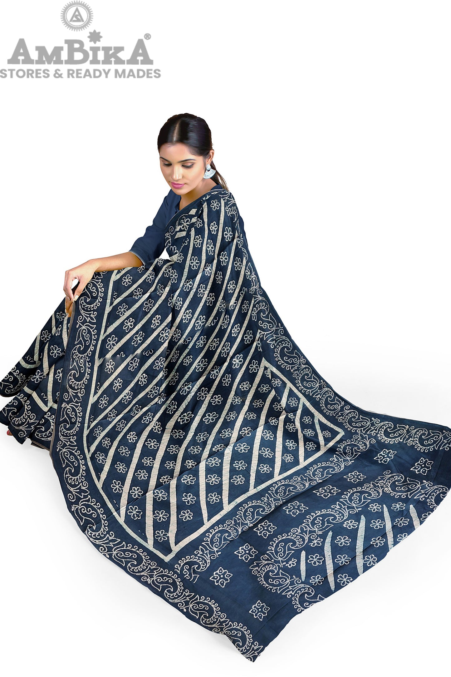 Women's Madurai Sungudi cotton saree -Hand Weaving and Wax Printed Unique Design without blouse Violet