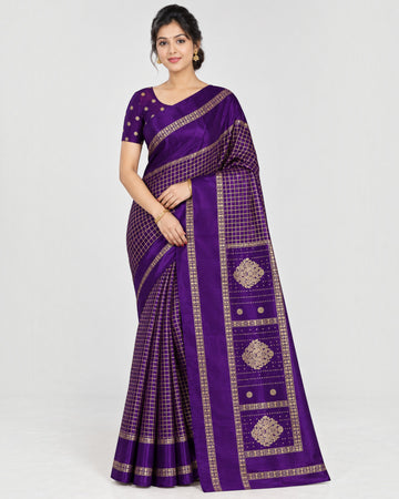 பெண்களுக்கான டர்க்கி சில்க் புடவை மற்றும் பிளவுஸ் பீஸ் – பிளம் பர்பிள் கோல்டு செக்ஸ் | பாரிஸ் பியூட்டி