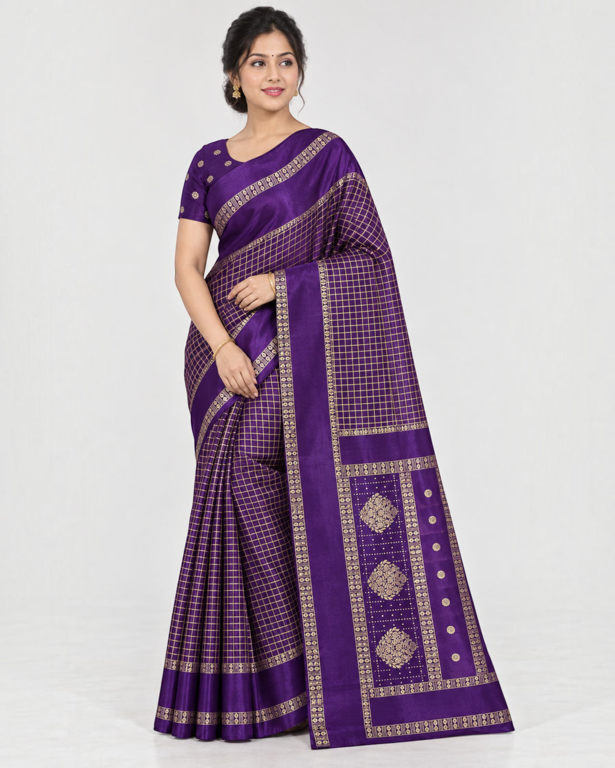 பெண்களுக்கான டர்க்கி சில்க் புடவை மற்றும் பிளவுஸ் பீஸ் – பிளம் பர்பிள் கோல்டு செக்ஸ் | பாரிஸ் பியூட்டி