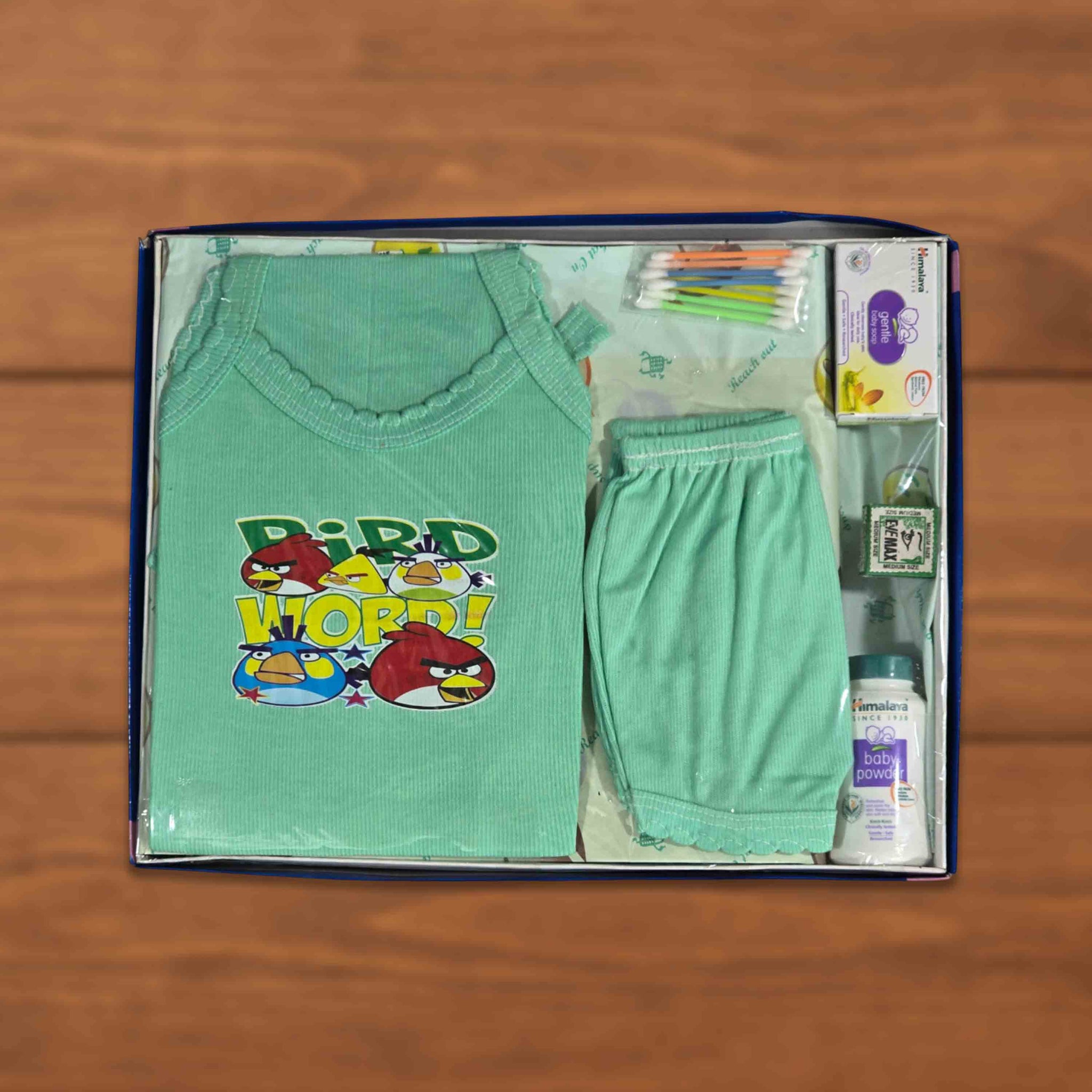 Premium Gift Set for New Born Baby Boy & Girl (0-6 Month, Pack of 6) Multi Color, Skin Friendly, Festive Pack, Bath & Skin Care Gift Pack