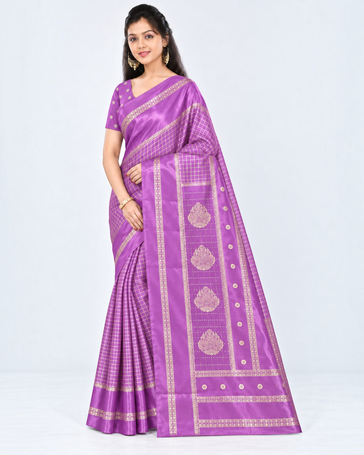 பெண்களுக்கான டர்க்கி சில்க் புடவை மற்றும் பிளவுஸ் பீஸ் – லைட் ஆர்க்கிட் பர்பிள் கோல்ட் செக்ஸ் | பாரிஸ் பியூட்டி