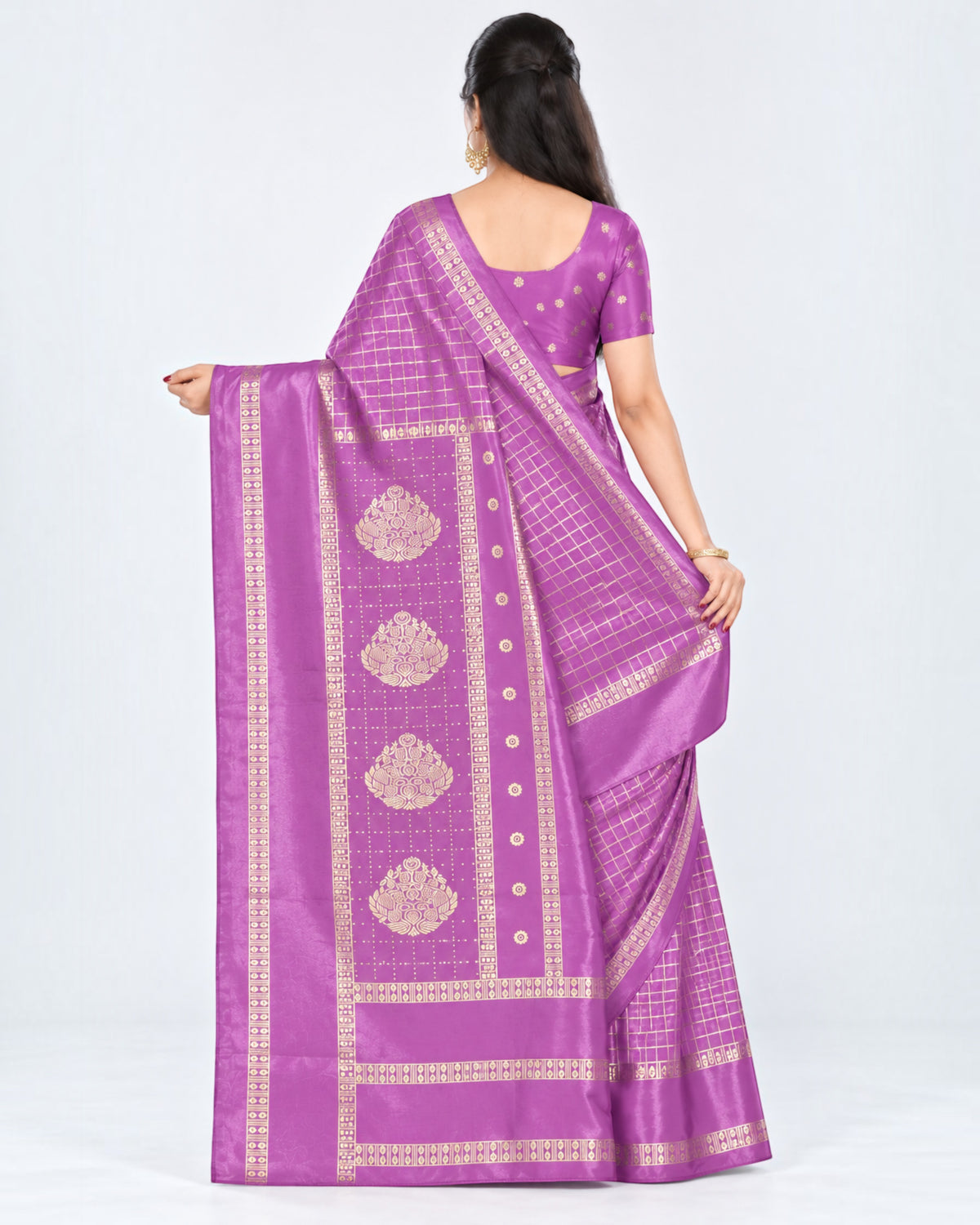 பெண்களுக்கான டர்க்கி சில்க் புடவை மற்றும் பிளவுஸ் பீஸ் – லைட் ஆர்க்கிட் பர்பிள் கோல்ட் செக்ஸ் | பாரிஸ் பியூட்டி