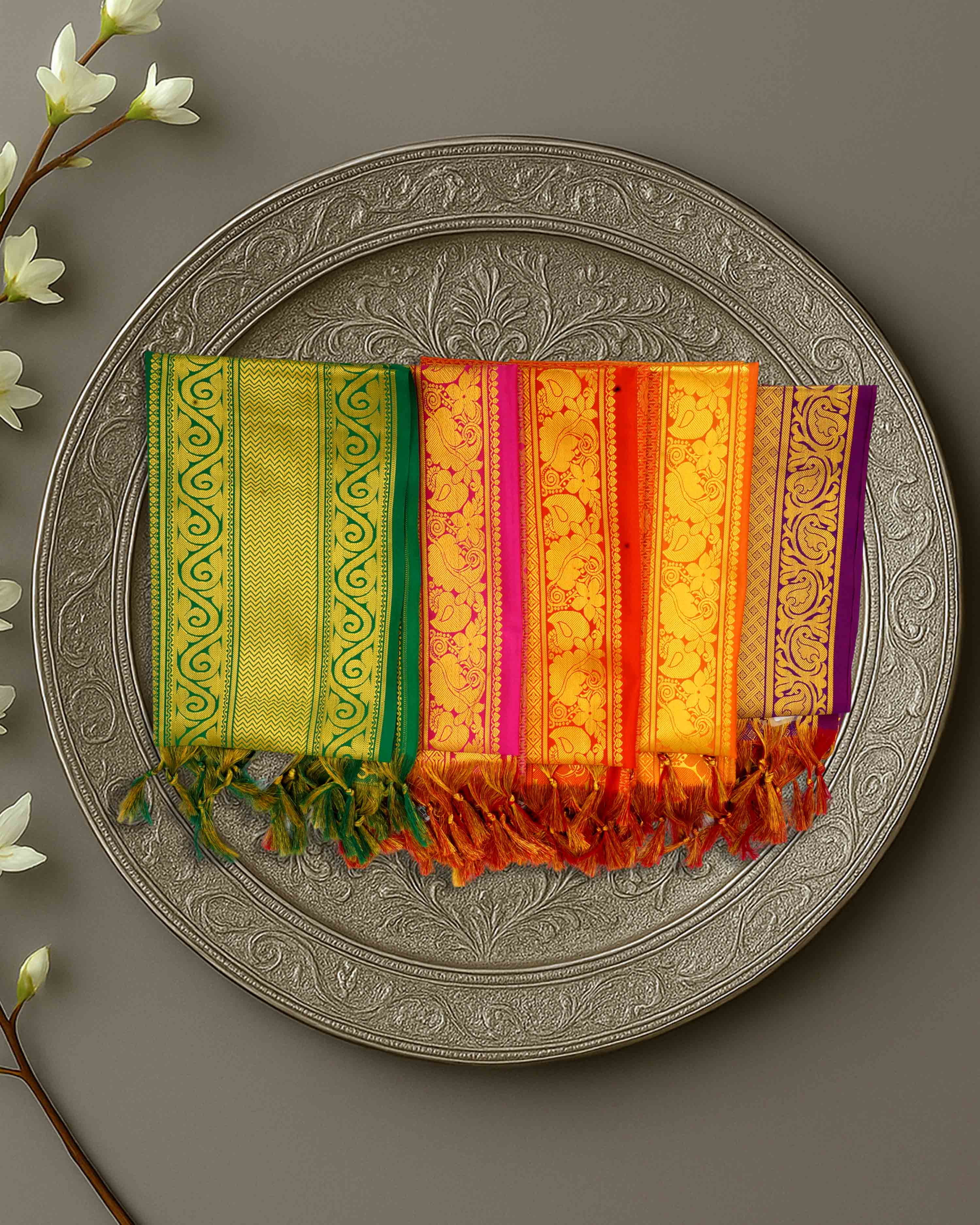 Assorted Colour Jari Shawl/Ponnadai