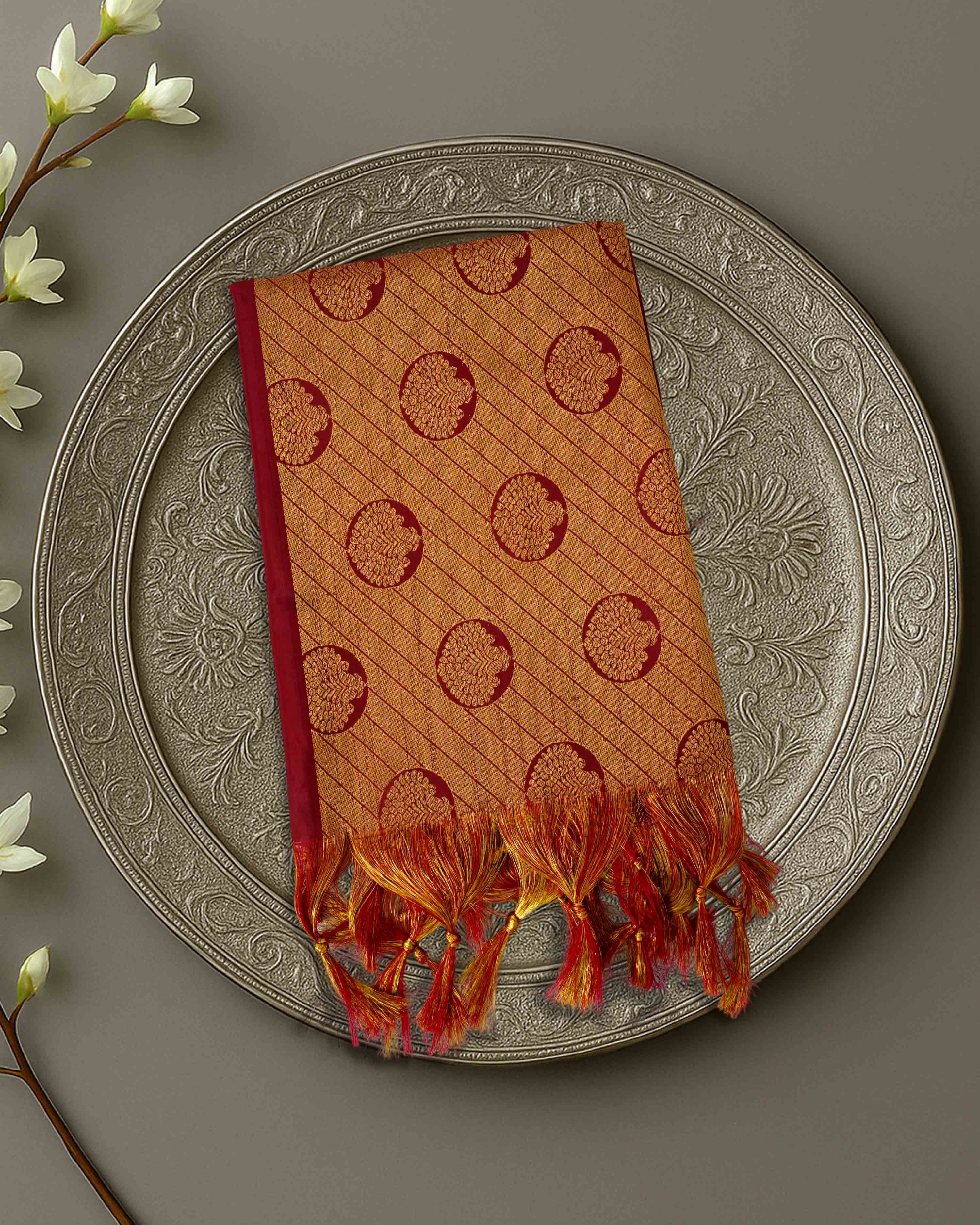 Assorted Colour Jari Shawl/Ponnadai