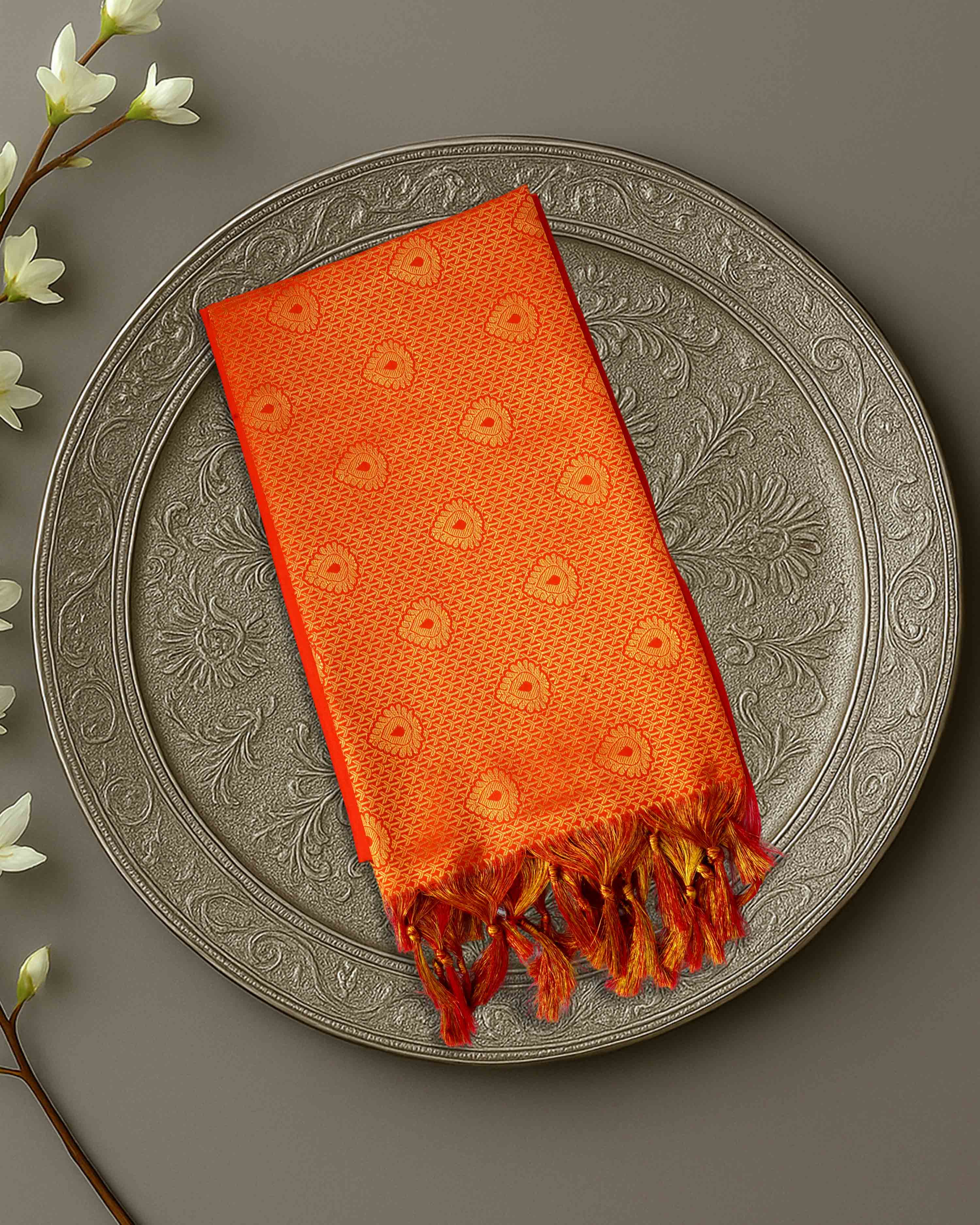 Assorted Colour Jari Shawl/Ponnadai