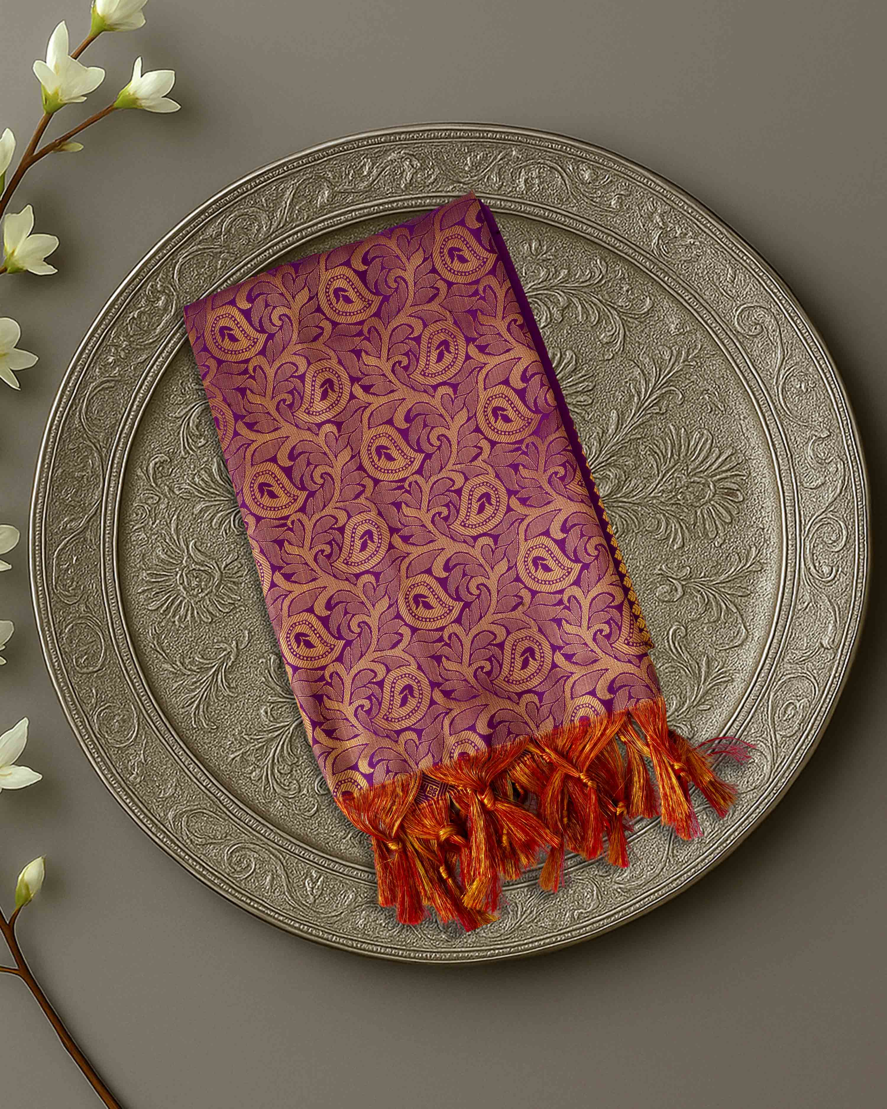 Assorted Colour Jari Shawl/Ponnadai