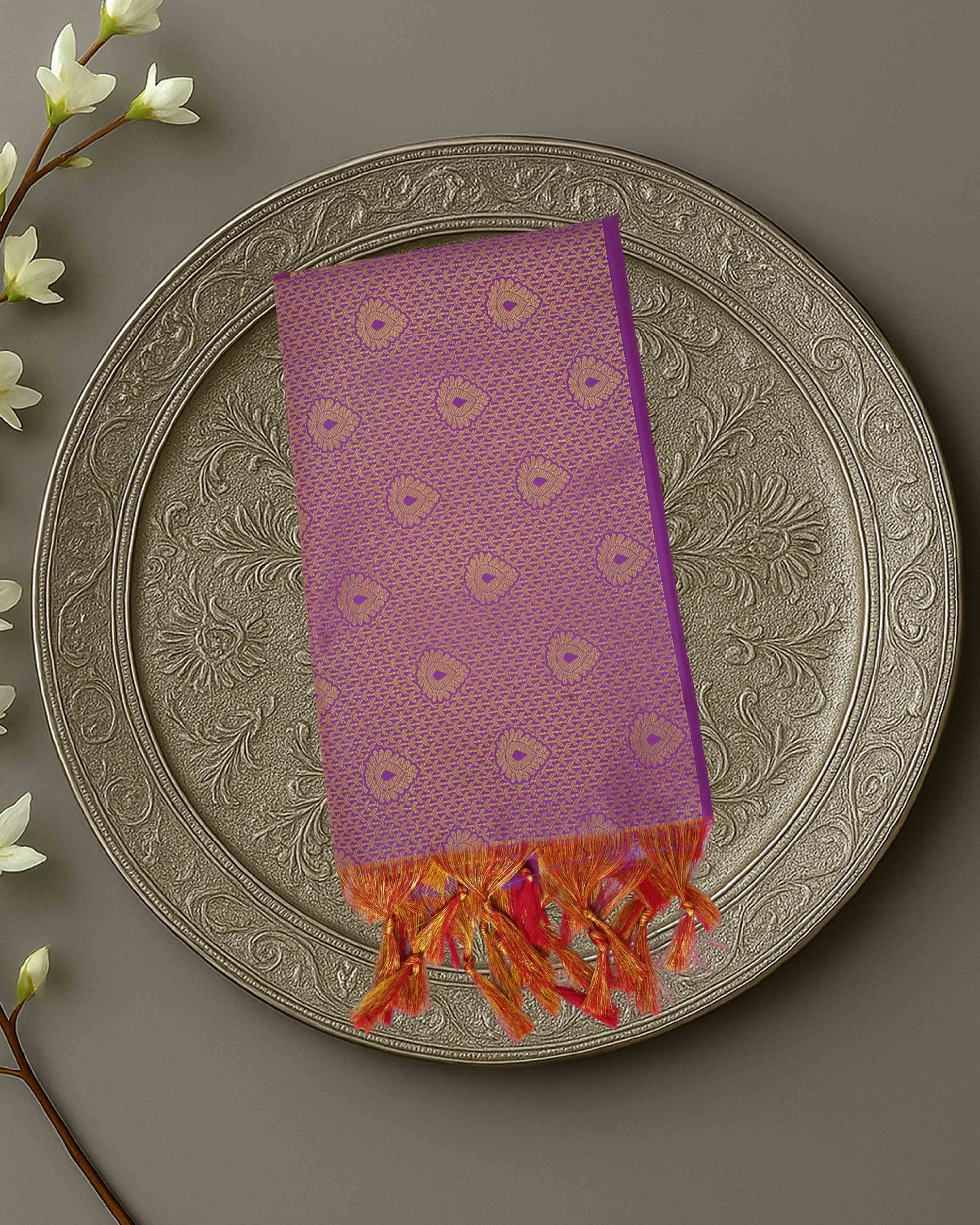 Assorted Colour Jari Shawl/Ponnadai
